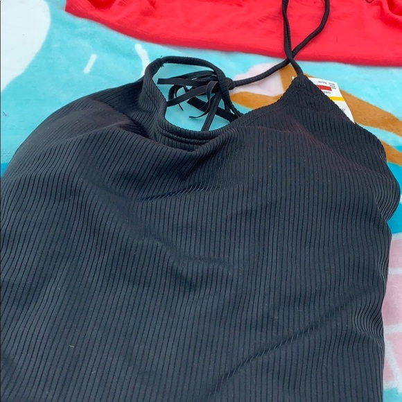 One-Piece Black Ribbed Low Back Swimsuit XS - Picture 3 of 7